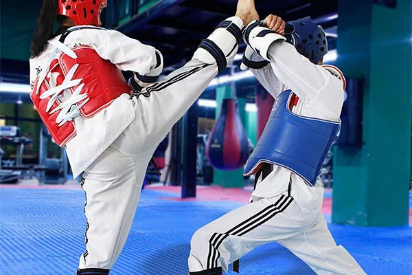 Equipamentos de Taekwondo avançam em velocidade e pontuação eletrônica